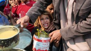 تداعيات الحصار الصهيوني بإغلاق المعابر بدأت تظهر على القطاع