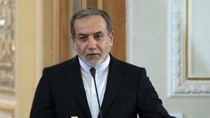 وزير الخارجية الإيراني: طهران لن تتفاوض تحت التهديد
